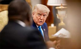 Trump dice que Sudáfrica