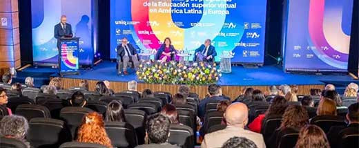 Chile.  Educación superio