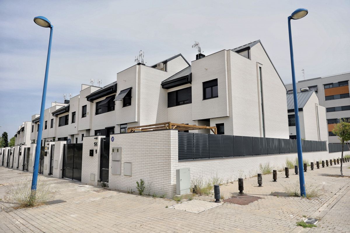 EuropaPress 4462513 fachada viviendas dia anunciado compraventa viviendas registro mes marzo