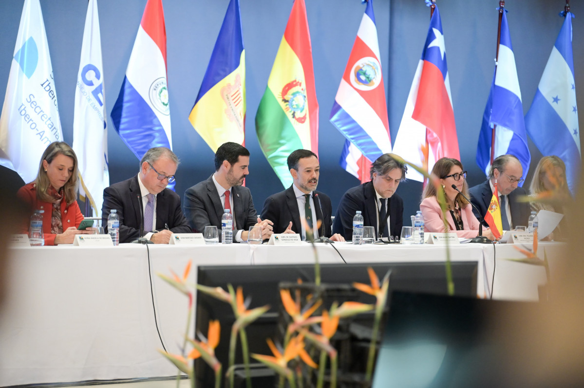 EuropaPress 7130946 inauguracion vii foro iberoamericano mipyme hotel taoro puerto cruz 27