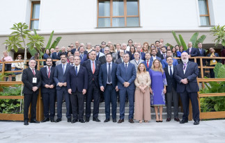 Foto de familia durante la segunda jornada del VII Foro Iberoamericano de la Mipyme, en el Hotel Taoro del Puerto de la Cruz,, a 28 de noviembre de 2025, en Santa Cruz de Tenerife, Tenerife, Canarias.