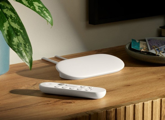 Google TV Streamer con el mando