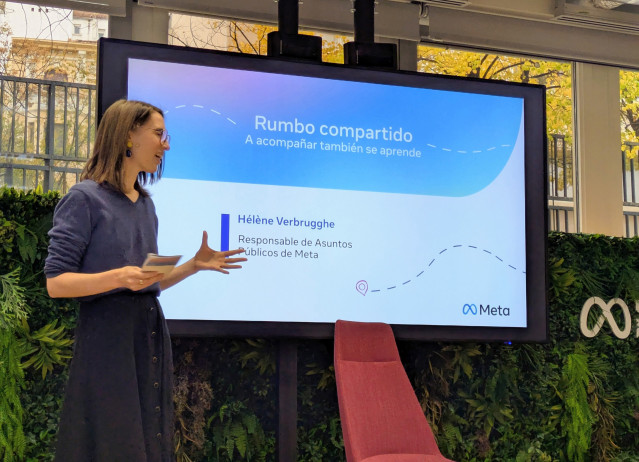 La responsable de Asuntos Públicos de Meta, Hélène Verbrugghe, en el evento 'Rumbo compartido: a acompañar también se aprende'