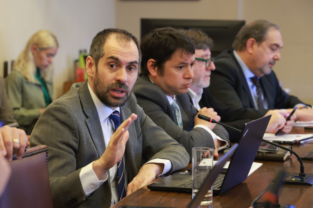 4326d69b5f296 2048 8192