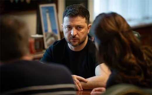 Zelenski anuncia contactos