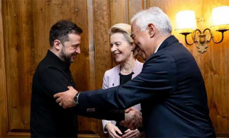 Bruselas se aferra a