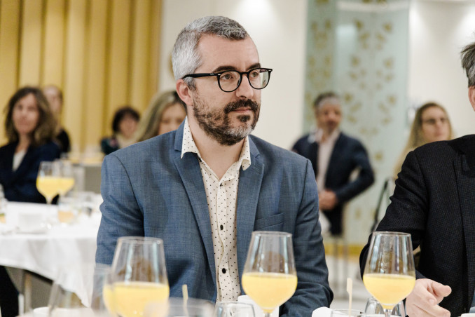 Archivo - El secretario de Estado de Sanidad, Javier Padilla, durante un desayuno Socio-Sanitario con la consejera de Salud del Principado de Asturias, Concepción Saavedra Rielo, en el Hotel Regency 