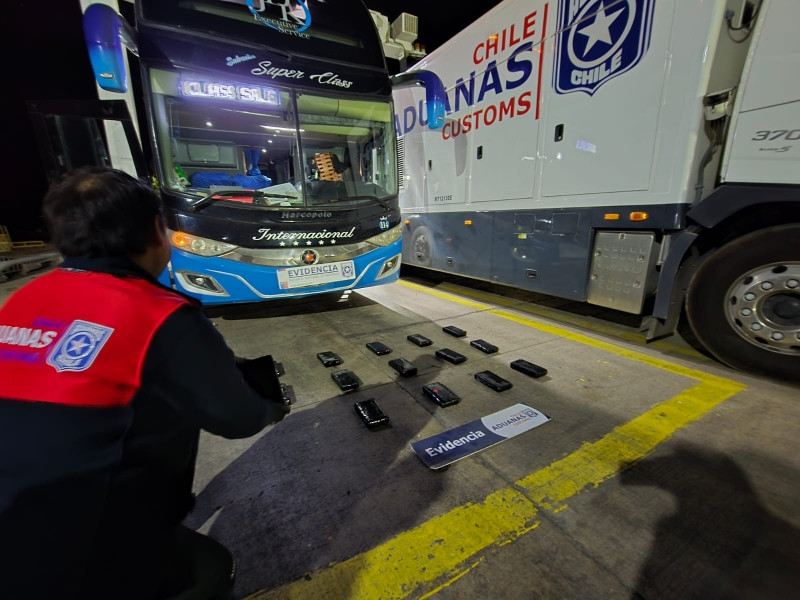 Aduana bus droga 1