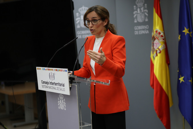 La ministra de Sanidad, Mónica García, ofrece declaraciones tras la reunión del Consejo Interterritorial del Sistema Nacional de Salud (CISNS), en el Ministerio de Sanidad, a 12 de diciembre de 202