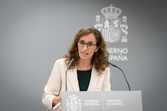 Archivo - La ministra de Sanidad, Mónica García, presenta el estudio de la información correspondiente a las interrupciones voluntarias del embarazo realizadas en España durante el año 2024, a 1 de octubre de 2025, en Madrid (España).