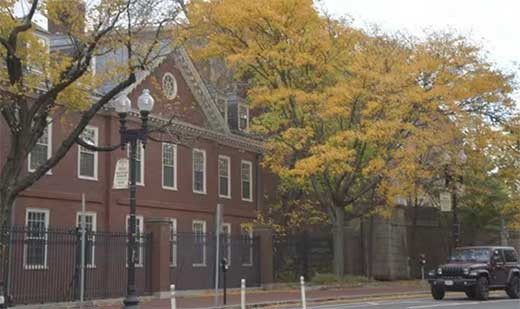 El encargado de la morgue