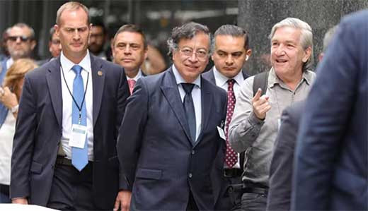 Petro responde a Maduro