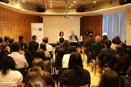 181225 Charla Daniela Gorab 2048x1365