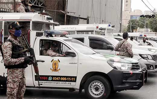 Mueren cinco policiu0301as de Pakistau0301n