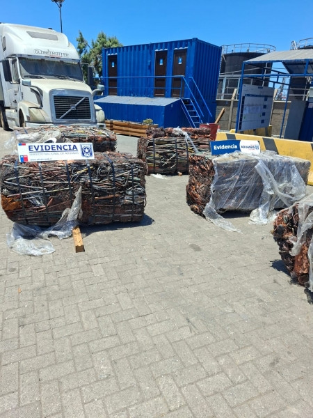 Aduana Arica cobre 1