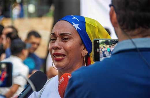 Venezuela libera a otros 22