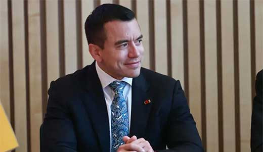 Ecuador regresa a los mercados