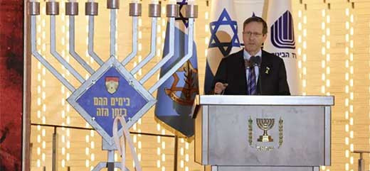 El presidente de Israel aplaude