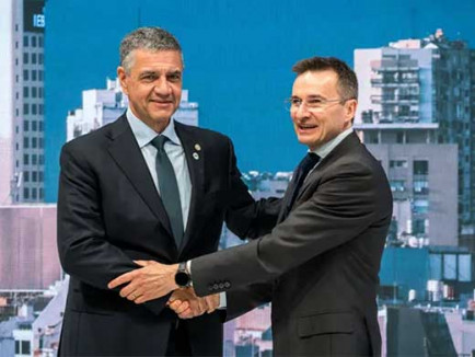 Iberia firma acuerdos