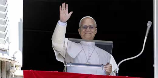 El Papa felicita 