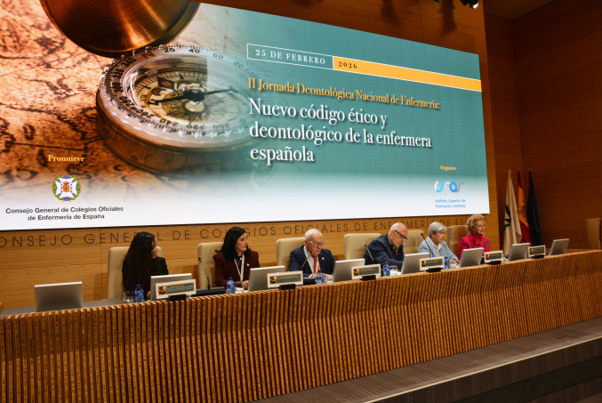 El nuevo Código Ético y Deontológico de la Enfermera incorpora 'todos los cambios sociales, legislativos y normativos'