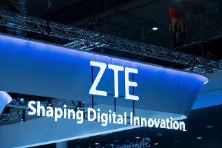 Archivo - Estand de ZTE en el Mobile World Congress (MWC) 2023