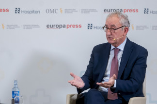 Archivo - El presidente de OMC, Tomás Cobo, durante el 'Foro Profesiones Sanitarias: La profesión médica en España', en el Hotel Hesperia Madrid , a 16 de octubre de 2025, en Madrid (España). El 