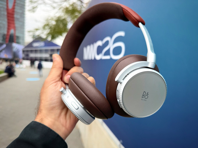 Bang & Olufsen Beoplay H100