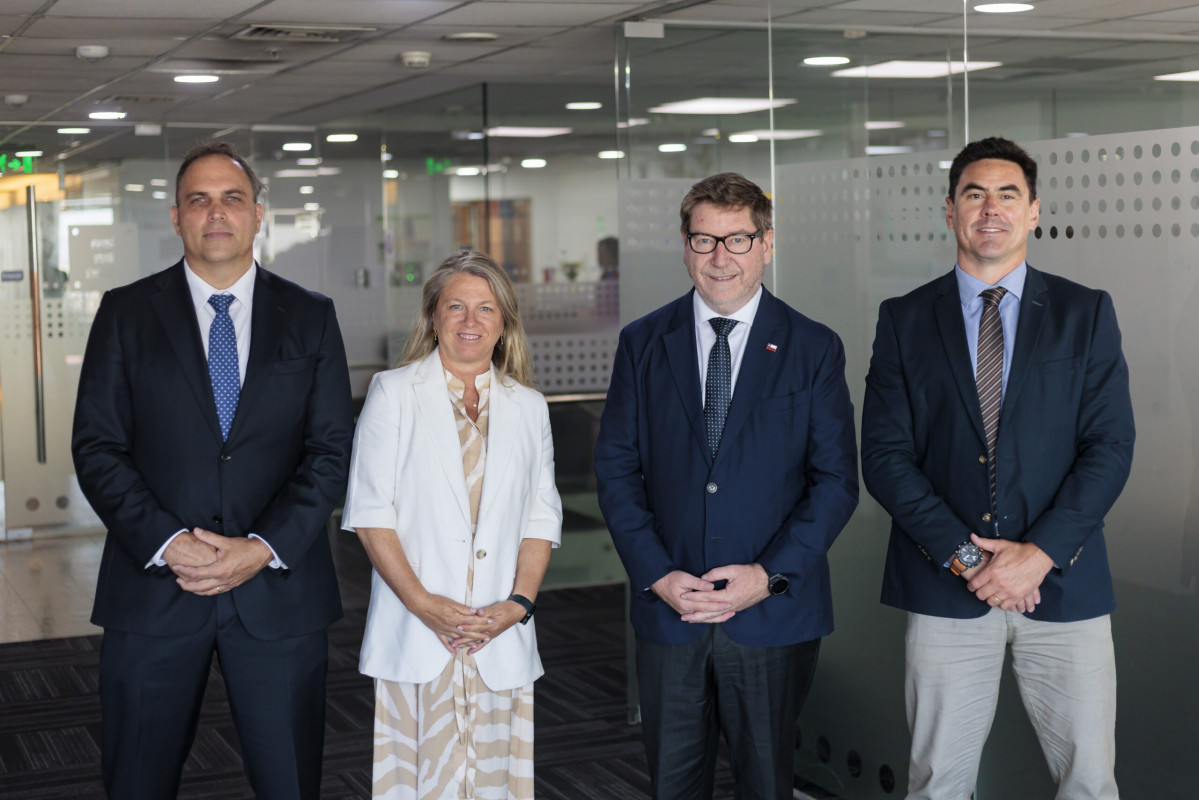 20022026 reunion autoridades 022 edit jpg scaled