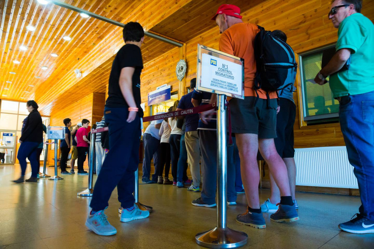 Control migratorio.jpeg  1440x2000 q70 subsampling 2 (1)