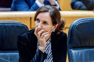 Archivo - La ministra de Sanidad, Mónica García, durante una sesión de control al Gobierno en el Senado, a 3 de marzo de 2026, en Madrid (España). La sesión está centrada en la financiación ext