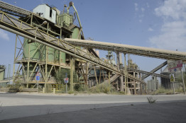 Archivo - Planta de Lafarge.