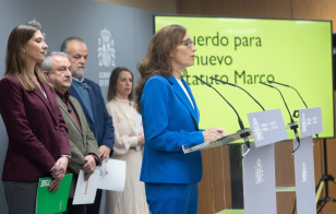 Archivo - La ministra de Sanidad, Mónica García, ofrece una rueda de prensa tras una reunión con organizaciones sindicales de los Servicios de Salud, en el Ministerio de Sanidad, a 26 de enero de 2