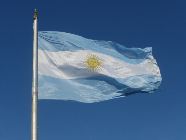 Archivo - Bandera de la República Argentina