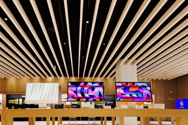 Archivo - Apple Store en Madrid.