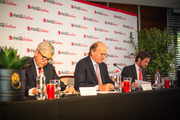 Cristián Hohlberg, Gerente General; Andrés Vicuña, Presidente del Directorio; y Juan Paulo Valdés, Gerente Legal Corporativo.