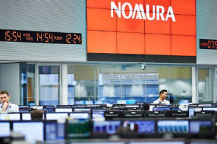 Archivo - Logo de la firma de inversiones japonesa Nomura.