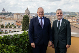 Archivo - El alcalde de Barcelona, Jaume Collboni, en una visita institucional en Roma (Italia), junto al alcalde de la capital italiana, Roberto Gualtieri