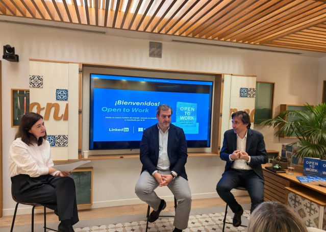 Presentación del libro Open to Work en las oficinas de LinkedIn.