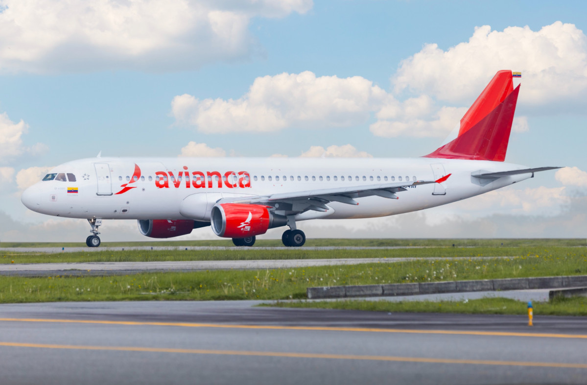 Avion av 1