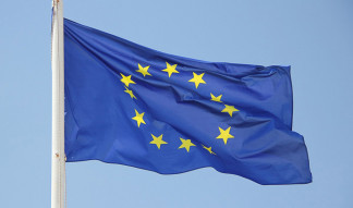 Archivo - Bandera de la Unión Europea (UE).