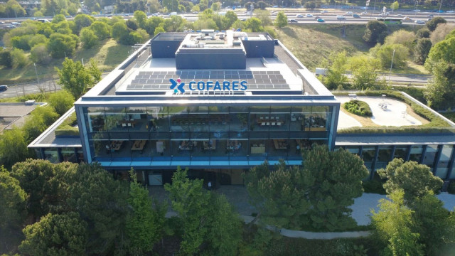 Cofares.