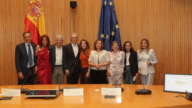 Imagen de la presentación de la iniciativa en el Congreso.