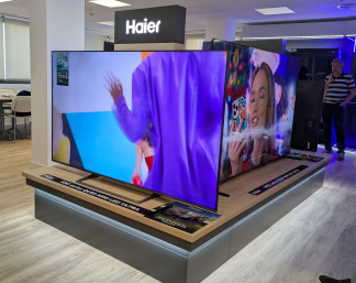 Exposición de los televisores QLED de 2026 de Haier