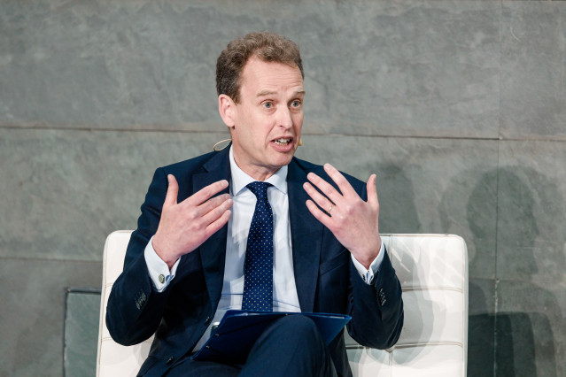 El vicepresidente del Consejo de Supervisión del BCE, Frank Elderson, durante la jornada 'Competitividad para el Crecimiento: La Oportunidad de Europa', en el Auditorio Rafael del Pino, a 19 de junio de 2026, en Madrid (España).