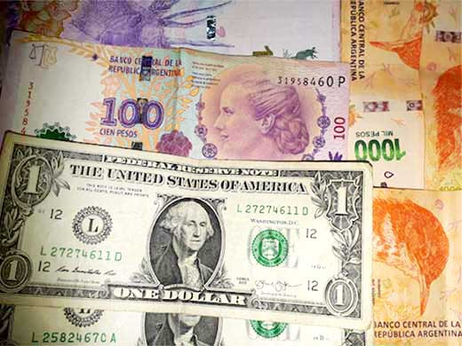 Peso argentino 47