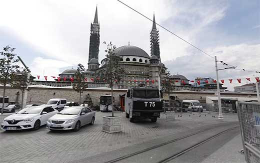 TUR