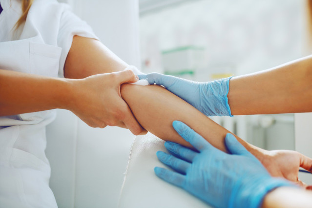 Archivo - El CSIC y el IR Sant Pau hallan biomarcadores en sangre que podrían medir la respuesta a las psicoterapias en depresión