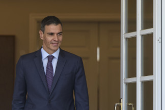 Archivo - El presidente del Gobierno, Pedro Sánchez, recibe al príncipe soberano del Principado de Mónaco, Alberto II, en el Complejo de La Moncloa, a 1 de junio de 2026, en Madrid (España). La au