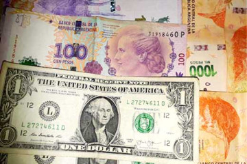Peso argentino 47